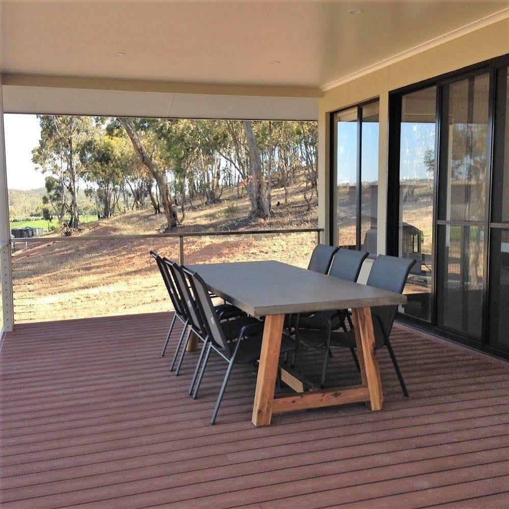 Neagles Retreat Villas Clare Exterior foto